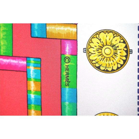 Auth Hermes Carre 90 Scarf 'Petite #74826H18B - Picture 6 of 15